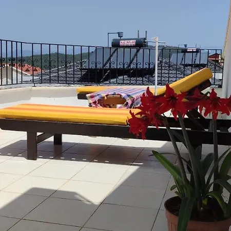California אולודניץ