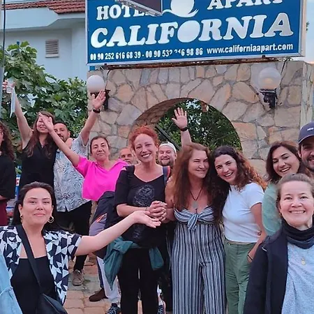 Ξενοδοχείο με διαμερίσματα California