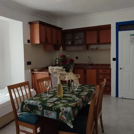 California Aparthotel 3*
